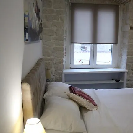 Studios Kadena Trogir - 18Th Century Stone House Exterior photo