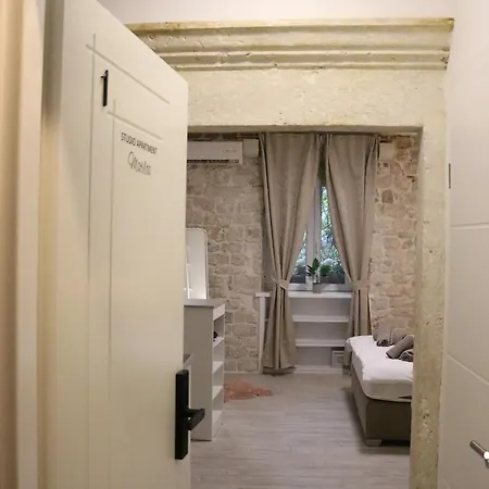 Studios Kadena Trogir - 18Th Century Stone House Exterior photo