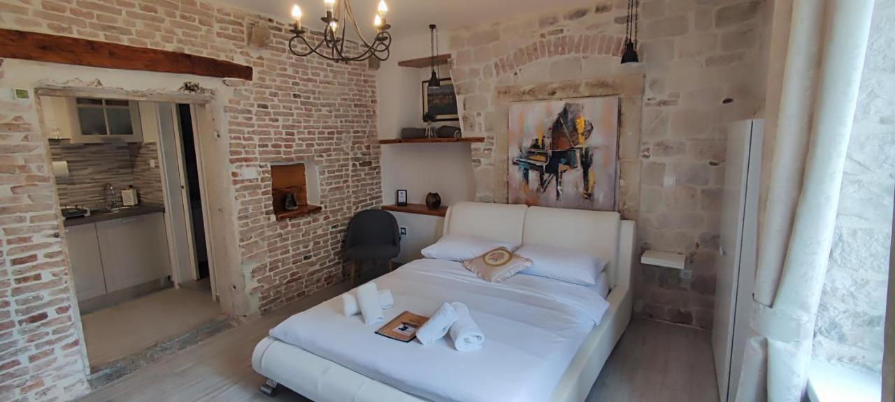 Kadena - 18th Century Stone House *
