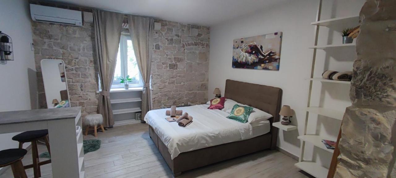 Kadena - 18th Century Stone House * Trogir