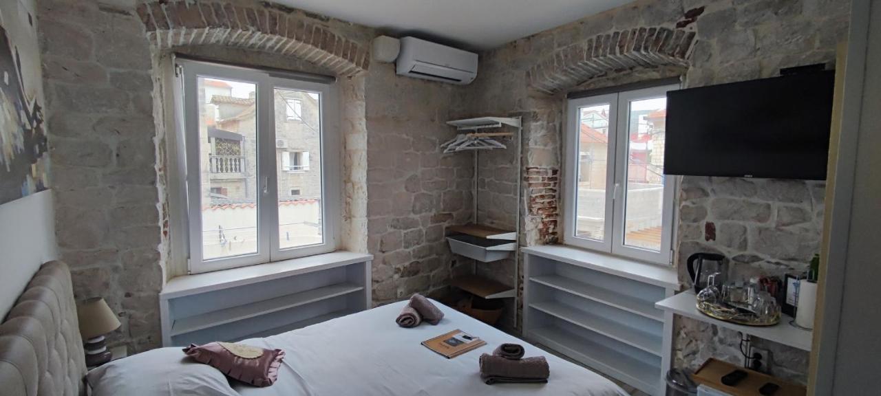 Kadena - 18th Century Stone House * Trogir