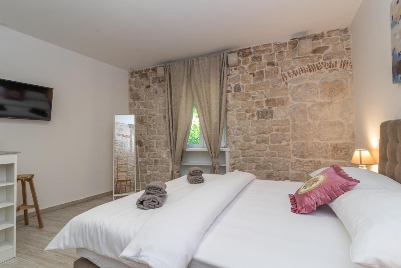 Kadena - 18th Century Stone House *