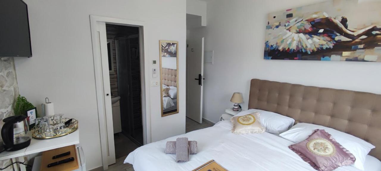 Kadena - 18th Century Stone House Apartment *