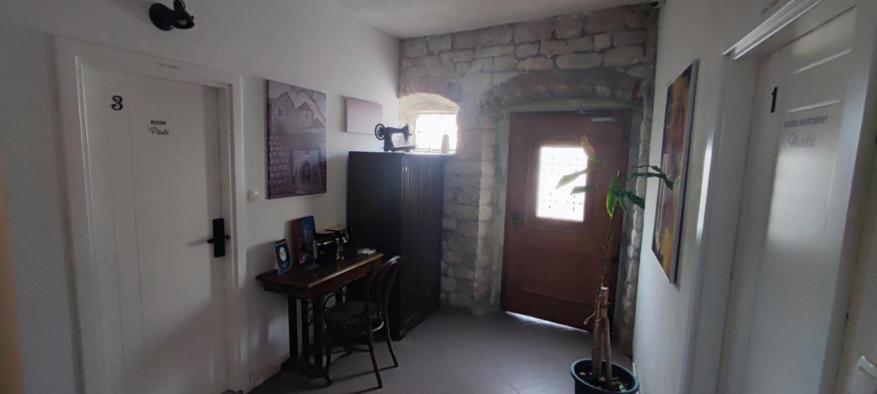 Kadena - 18th Century Stone House Apartment Trogir