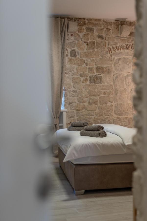 Kadena - 18th Century Stone House Apartment Trogir